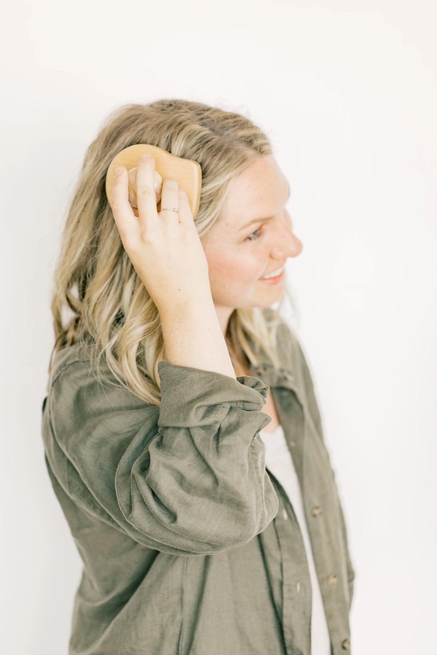 Scalp Massager Brush: Stimulate Hair Growth & Relaxation